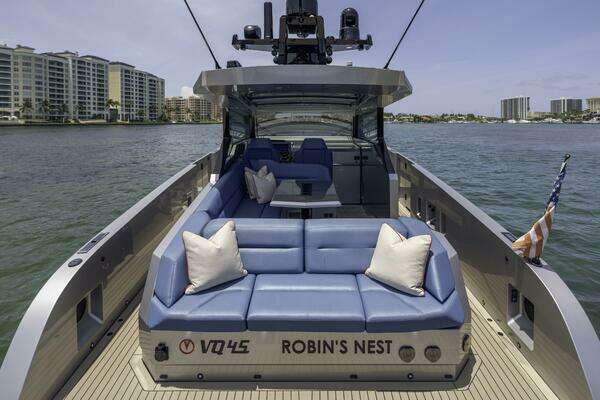 Vanquish Yachts VQ45 Yacht For Sale