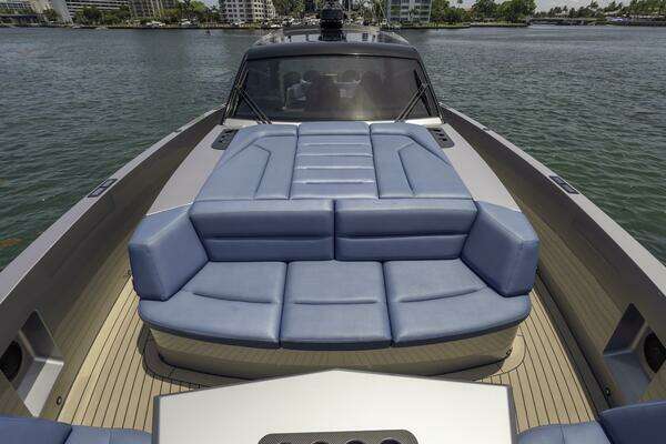 Vanquish Yachts VQ45 Yacht For Sale