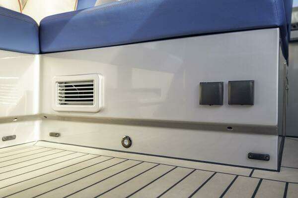 Vanquish Yachts VQ45 Yacht For Sale