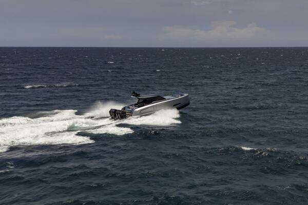 Vanquish Yachts VQ45 Yacht For Sale