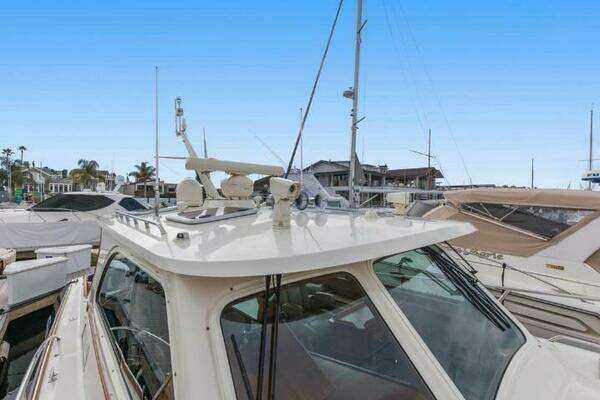 Hinckley Talaria 44 MY Yacht For Sale