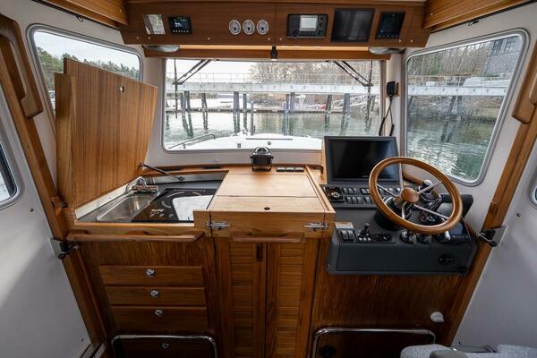 Stock 1 27ft Targa Yacht For Sale