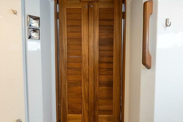 Stock 1 27ft Targa Yacht For Sale