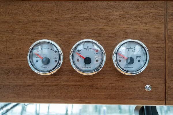 Stock 1 27ft Targa Yacht For Sale