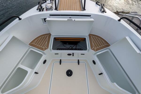 Stock 1 27ft Targa Yacht For Sale