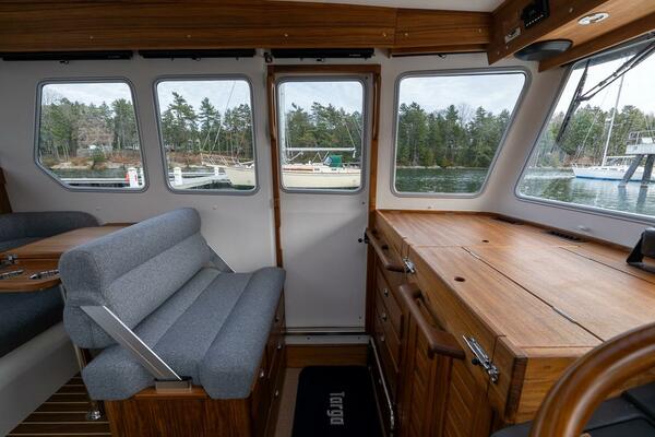 Stock 1 27ft Targa Yacht For Sale