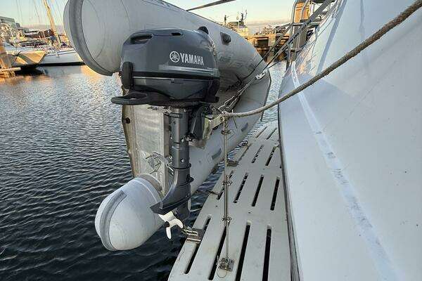 Photo of the 1994 Hatteras Double Cabin "Escape"