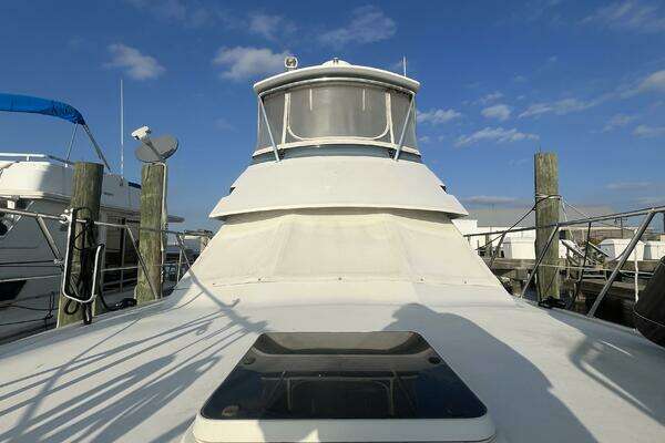 Photo of the 1994 Hatteras Double Cabin "Escape"