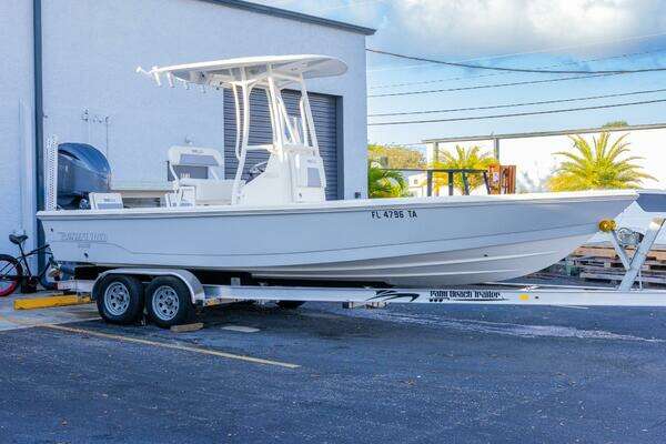 Photo of the 2021 Pathfinder 2400 TRS