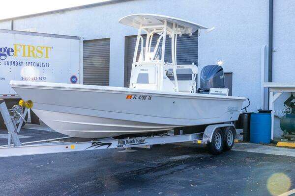 Photo of the 2021 Pathfinder 2400 TRS