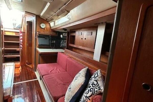 VALIANT 41ft C amp C Yacht For Sale