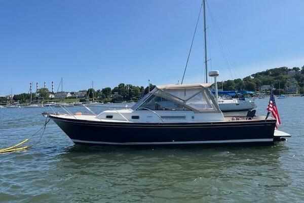 ENCORE 33ft Little Harbor Yacht For Sale ENCORE 33ft Little Harbor Yacht For Sale