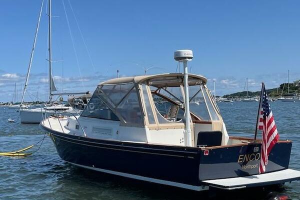 ENCORE 33ft Little Harbor Yacht For Sale ENCORE 33ft Little Harbor Yacht For Sale