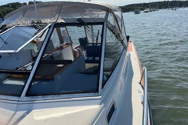 ENCORE 33ft Little Harbor Yacht For Sale ENCORE 33ft Little Harbor Yacht For Sale