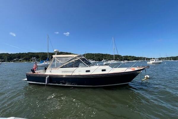 ENCORE 33ft Little Harbor Yacht For Sale ENCORE 33ft Little Harbor Yacht For Sale