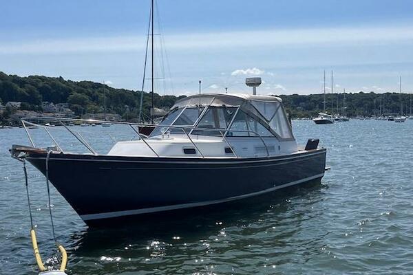 ENCORE 33ft Little Harbor Yacht For Sale ENCORE 33ft Little Harbor Yacht For Sale