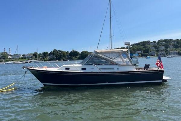 ENCORE 33ft Little Harbor Yacht For Sale ENCORE 33ft Little Harbor Yacht For Sale