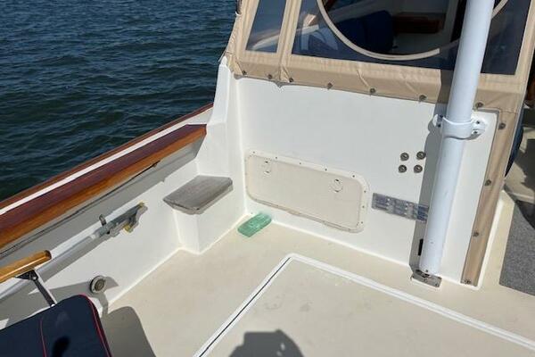 ENCORE 33ft Little Harbor Yacht For Sale ENCORE 33ft Little Harbor Yacht For Sale