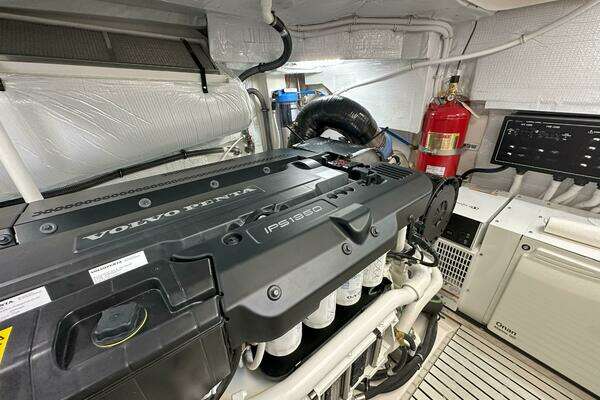 2025 Tiara Yachts 60