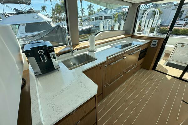 Just Fine 60ft Tiara Yachts Yacht For Sale