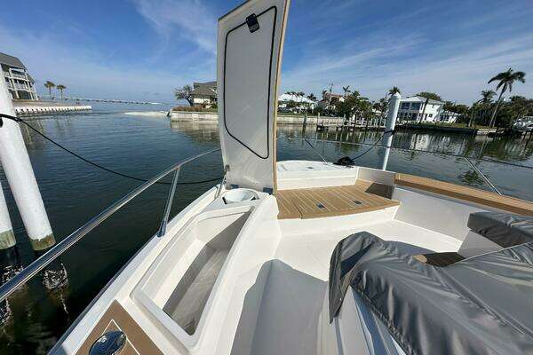 2025 Tiara Yachts 60