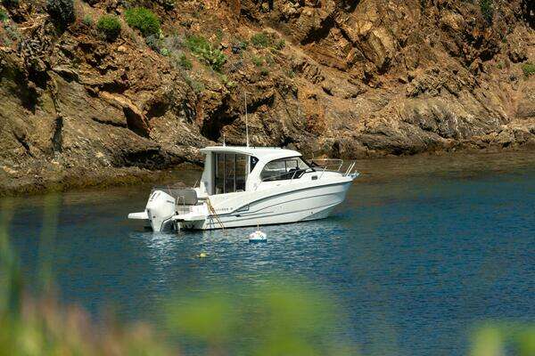 Photo of the 2026 Beneteau Antares 8