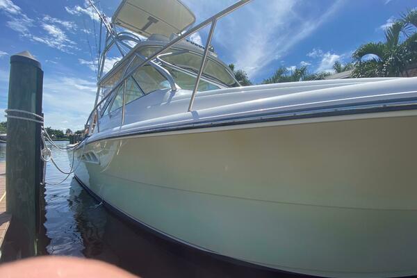 Tropical High 33ft Rampage Yacht For Sale Tropical High 33ft Rampage Yacht For Sale