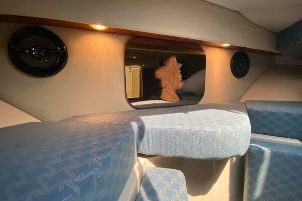 Tropical High 33ft Rampage Yacht For Sale Tropical High 33ft Rampage Yacht For Sale