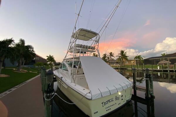 Tropical High 33ft Rampage Yacht For Sale Tropical High 33ft Rampage Yacht For Sale