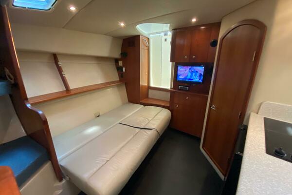 Tropical High 33ft Rampage Yacht For Sale Tropical High 33ft Rampage Yacht For Sale