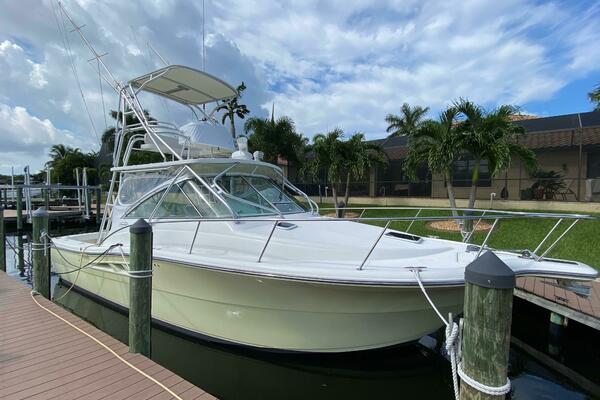 Tropical High 33ft Rampage Yacht For Sale Tropical High 33ft Rampage Yacht For Sale