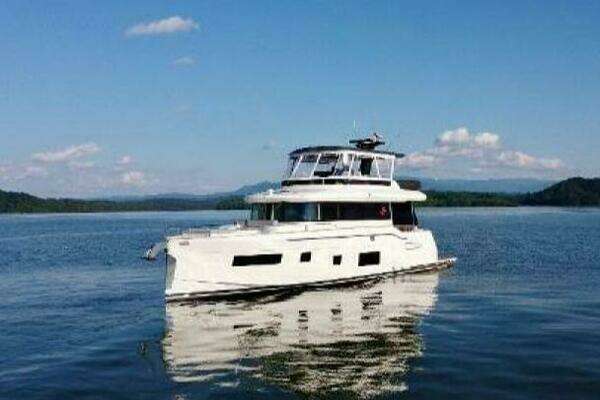 2021 Sirena 58