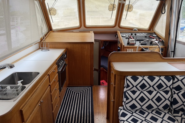 Raindance 36ft Sabre Yacht For Sale