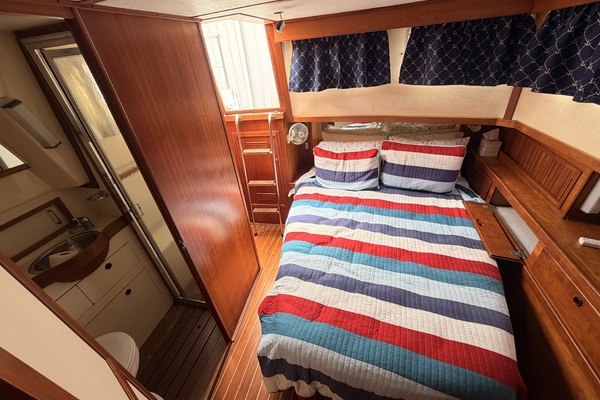 Raindance 36ft Sabre Yacht For Sale