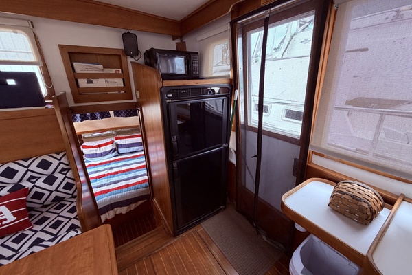 Raindance 36ft Sabre Yacht For Sale