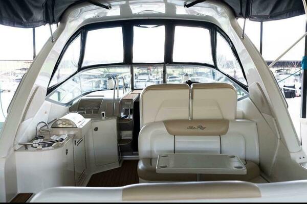 33ft Sea Ray Yacht For Sale 33ft Sea Ray Yacht For Sale