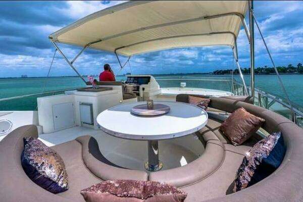 Photo of the 2005 Ferretti Yachts 680 "Lumar"