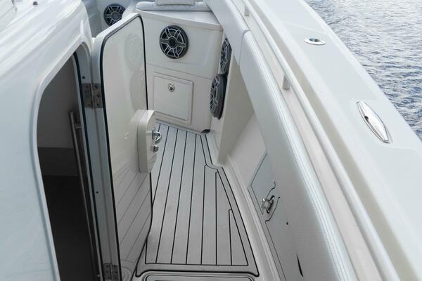 39ft Hydra Sports Yacht For Sale 39ft Hydra Sports Yacht For Sale