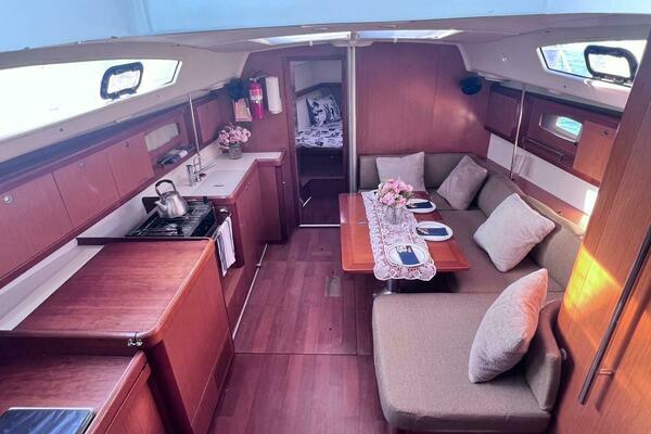 41ft Beneteau Yacht For Sale