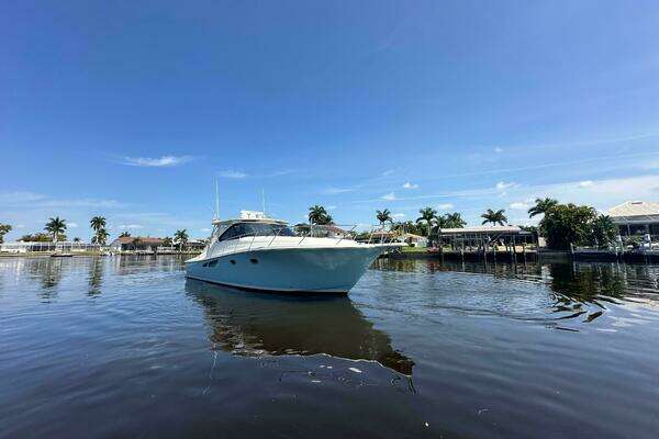 Tiara Yachts 4300 Open Yacht For Sale