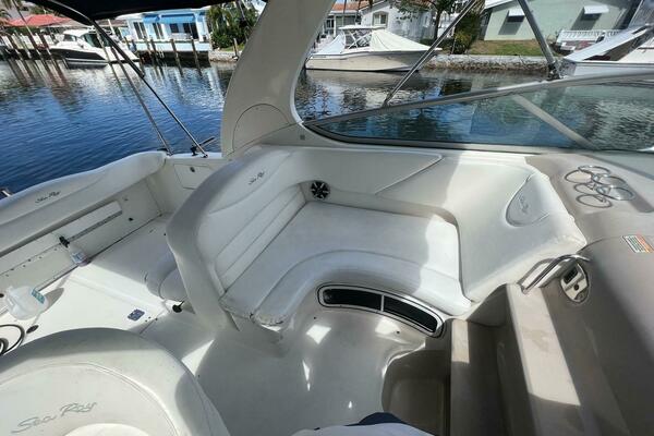 31ft Sea Ray Yacht For Sale 31ft Sea Ray Yacht For Sale