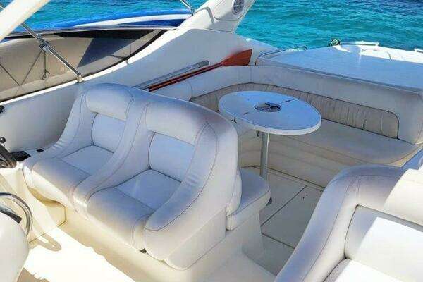 Photo of the 2003 Cranchi Endurance 39