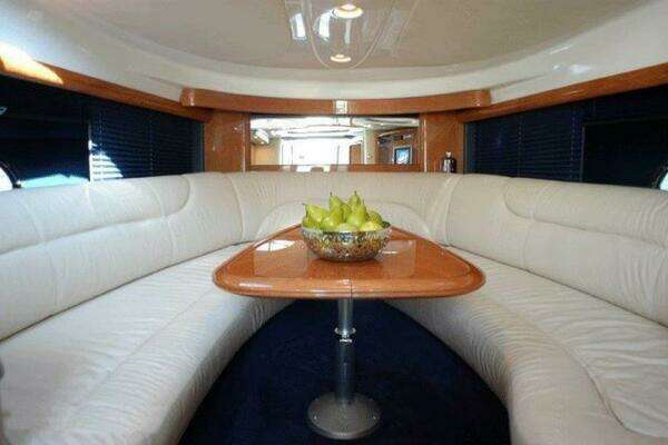 Photo of the 2003 Cranchi Endurance 39