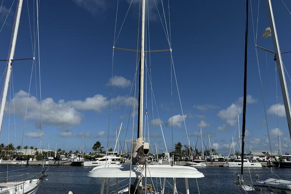 44ft Catalina Morgan Yacht For Sale
