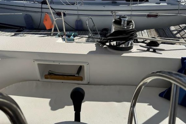 WILD THING 44ft Morgan Yacht For Sale