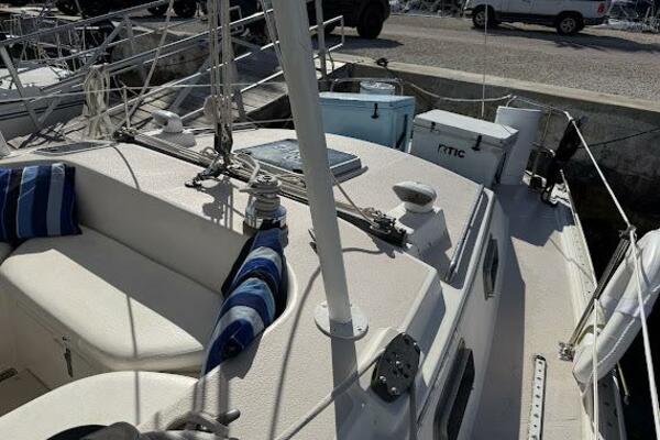 44ft Catalina Morgan Yacht For Sale