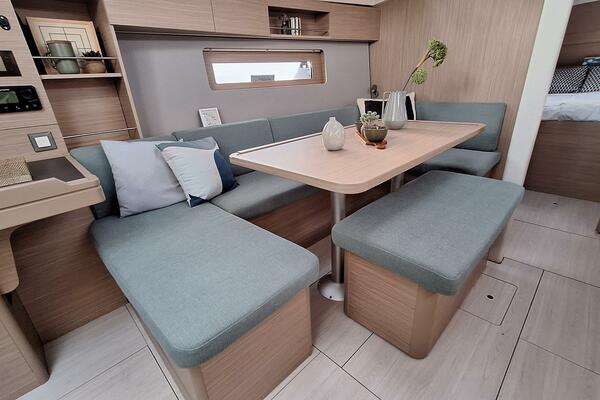 37ft Beneteau Yacht For Sale