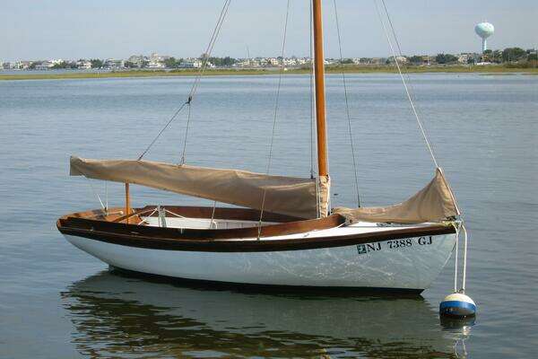 Photo of the 1999 Custom Haven 12.5 "Legacy"