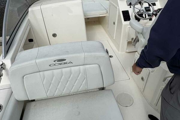 22ft Cobia Yacht For Sale