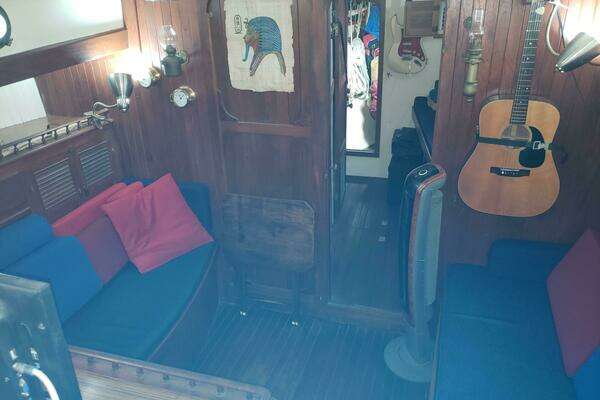 Photo of the 1977 Hardin Sea Wolf Masthead Ketch